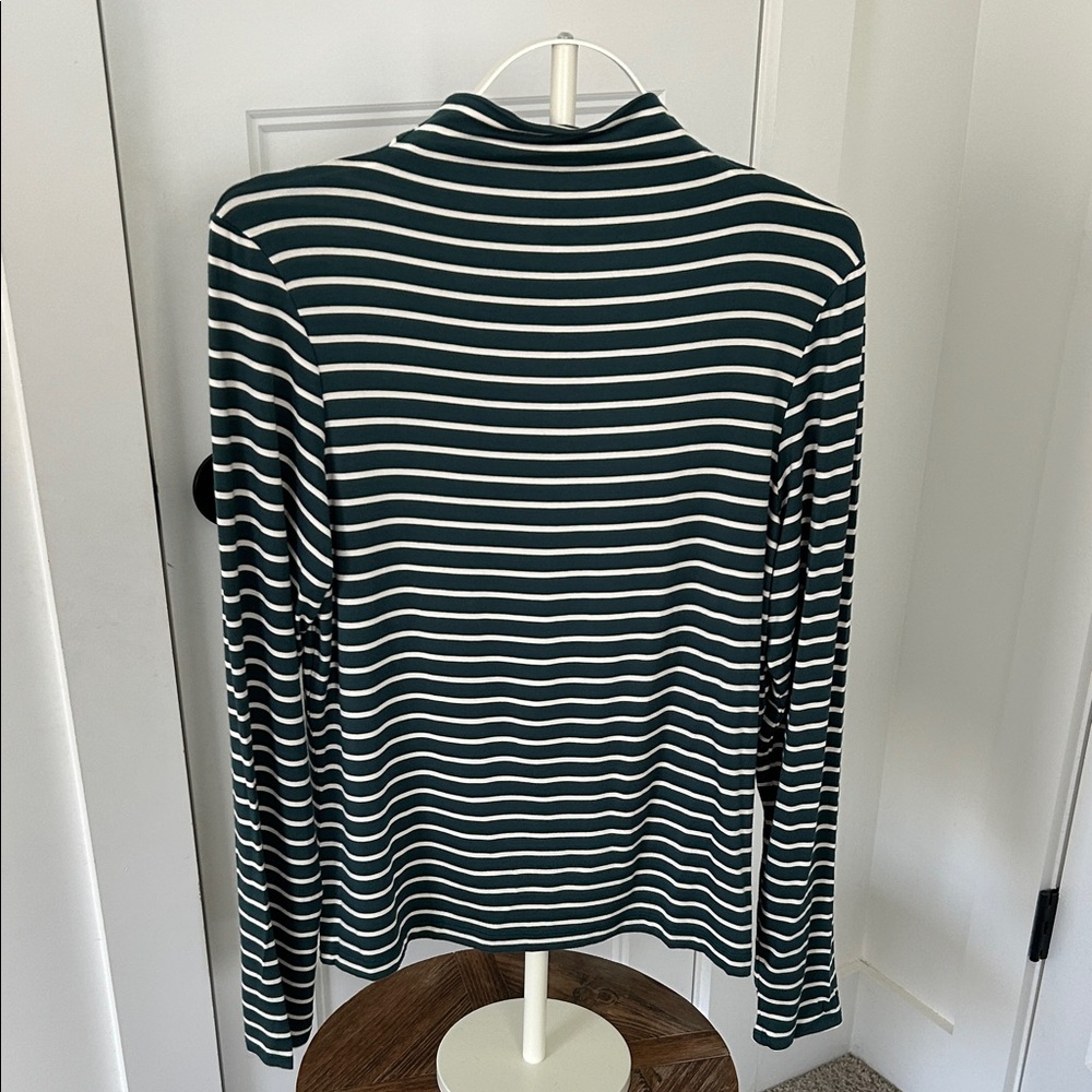 NWOT Tahari Green/White Striped Long Sleeve Mock Neck Top